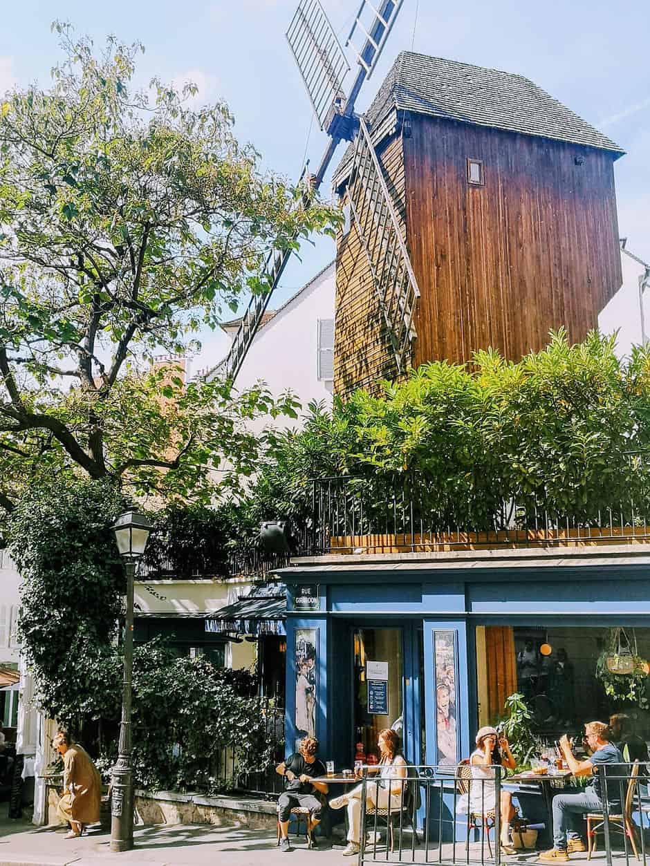 Le Moulin de la Galette restaurant in Montmartre