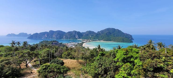 A view over the blue bay at Koh Phi Phi Viewpoint, Thailand