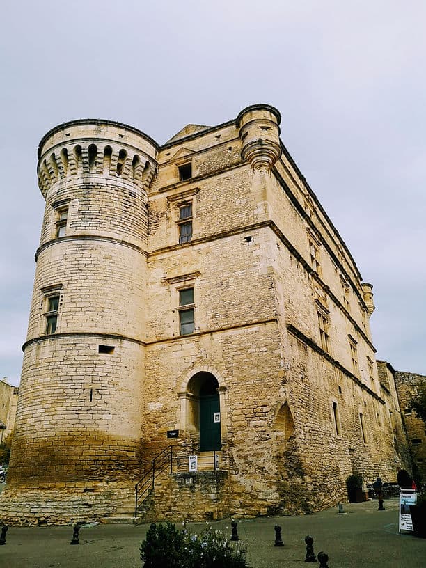 The stone Chateau dominates the centre of Gordes village 
