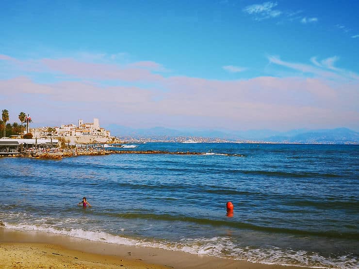 Soleil beach in Antibes 