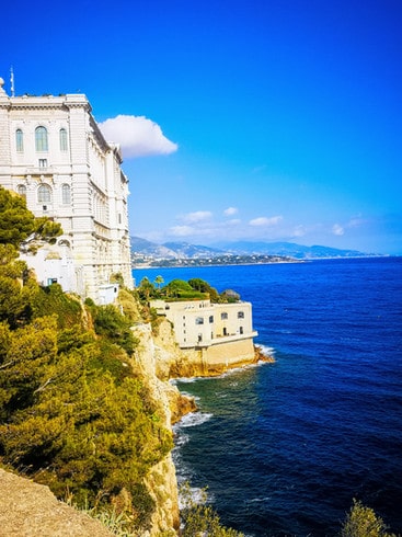 Views over the blue sea along the Jardins de Saint-Martin coastal walk in Monaco