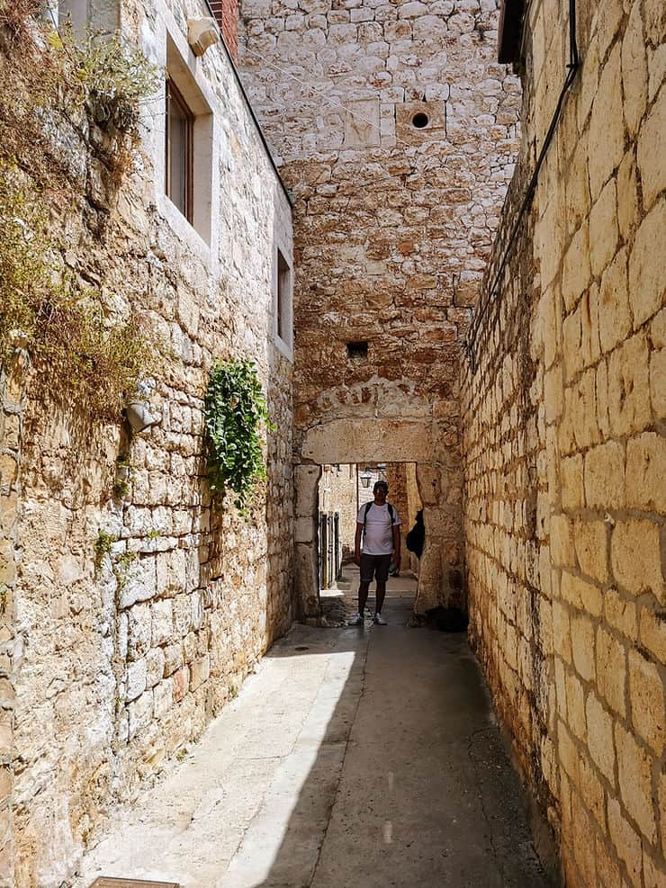The path from the Piazza to the Spanish Fortress in Hvar Town