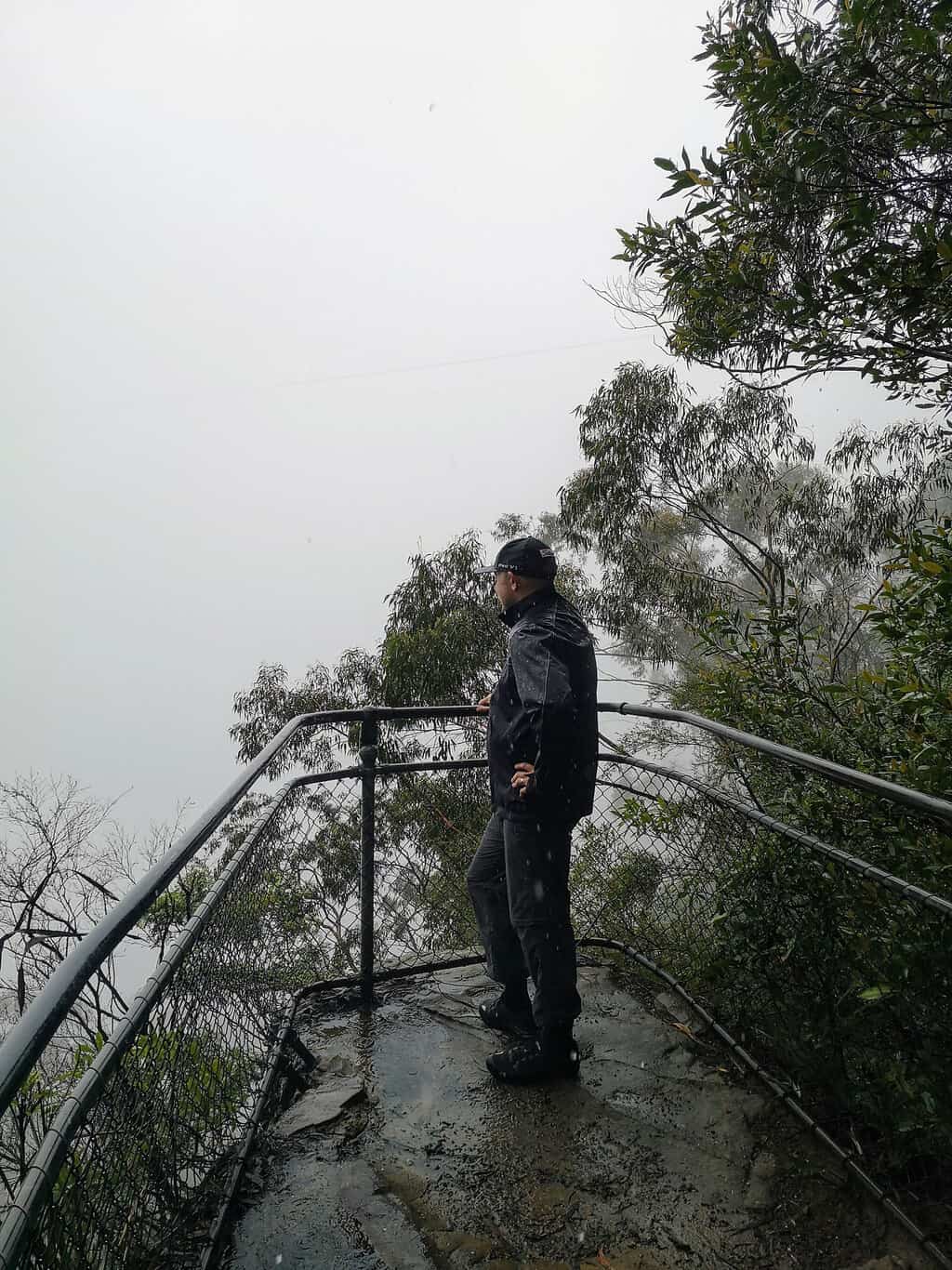 A wall of thick cloud hides any views at the Furber lookout Viewpoint
